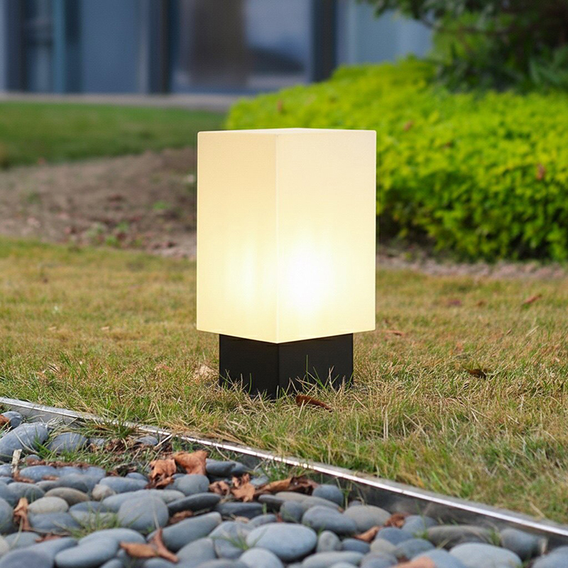 Lichtgevende vloerlamp voor bi - Solar Garden Light recensie en prijs